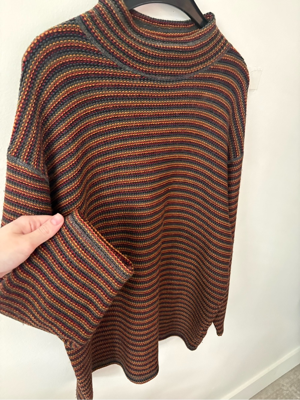 Vintage Striped Multicolor Knit Sweater by Nicole Farhi size Medium